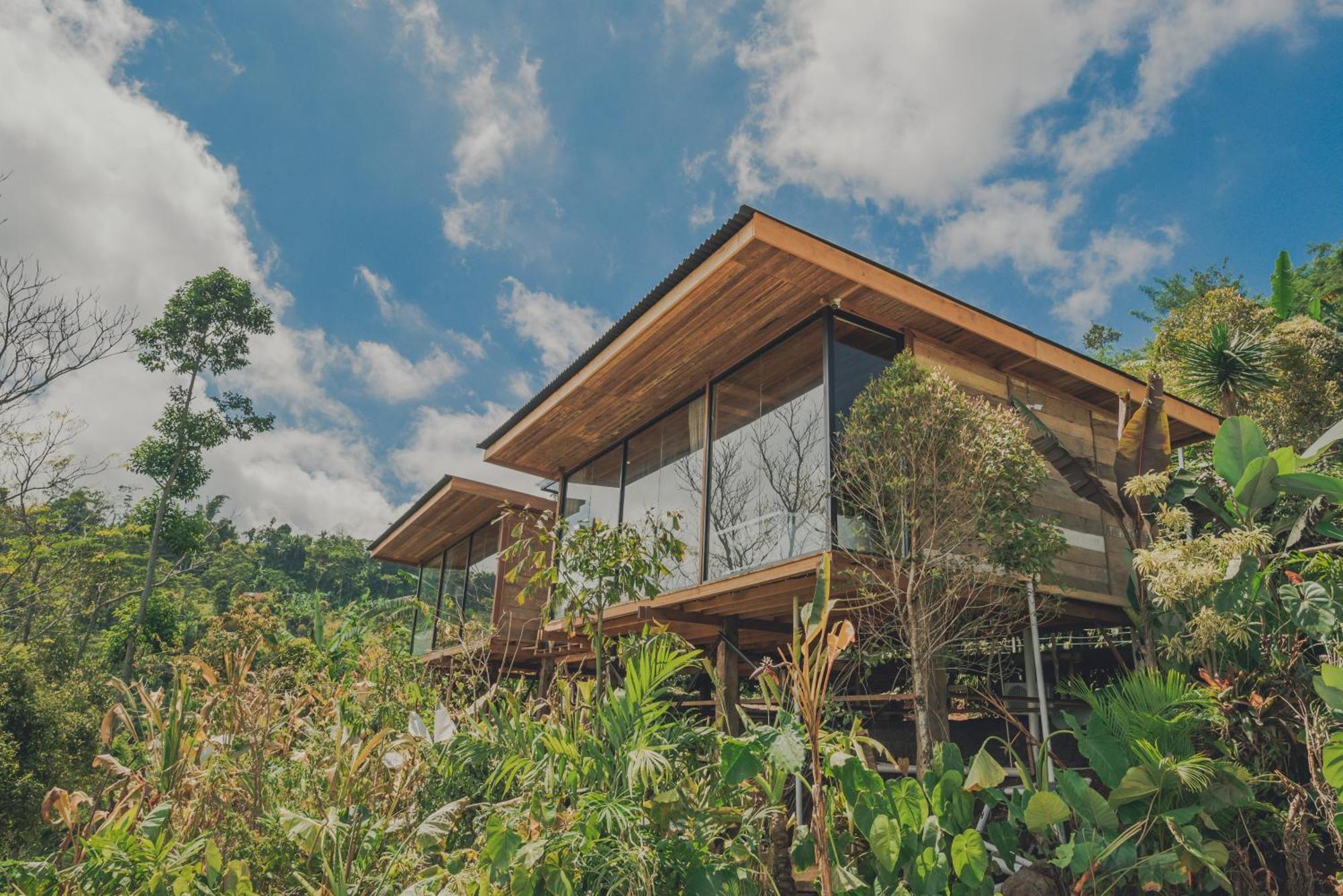 Kayukopi Villa Munduk  Exterior photo